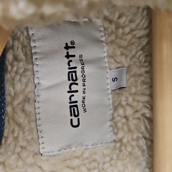 Carhartt Women's WIP Trucker Jacket lined with sherpa - Picture 3 of 6